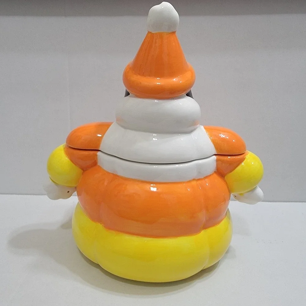 Peanuts Snoopy Puffer Jacket‎ Cookie Jar Halloween Candy Corn Canister Woodstock